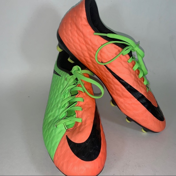 nike hypervenom size 7
